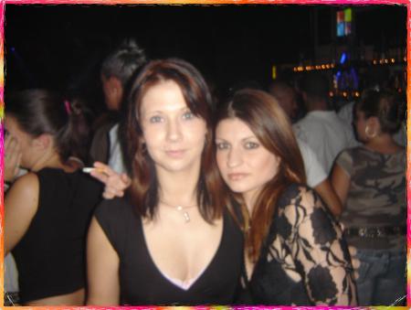 AMANDINE et KARINE au TITAN